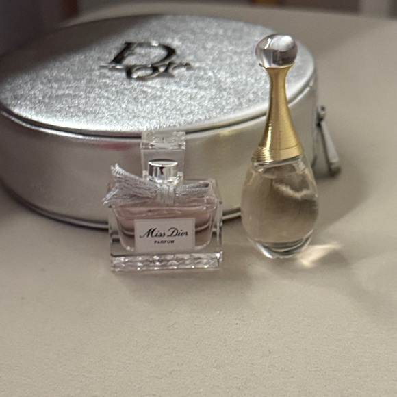 Dior Silver beauty Case - 2 mini perfume - Picture 7 of 10